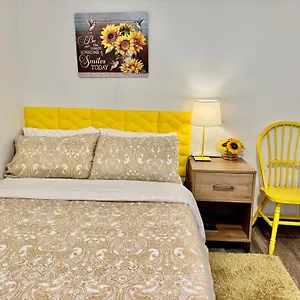 Apartment Private With Shared Bathroom On The 1st Floor 10 Minutes Walk To Of Washington, Seattle